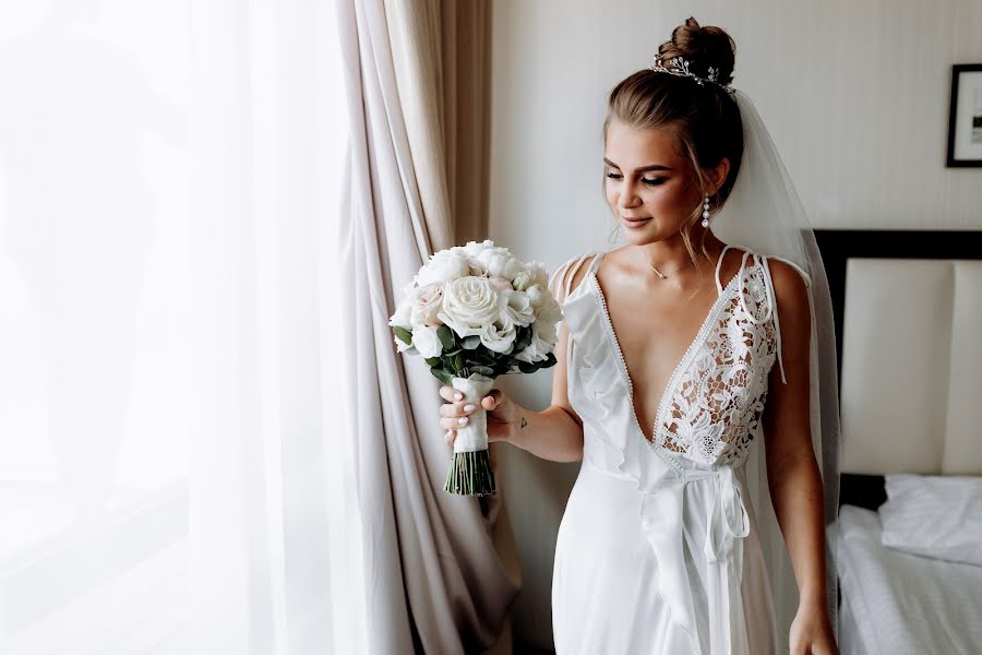 Fotógrafo de casamento Andrey Gelevey (lisiy181929). Foto de 30 de junho 2022