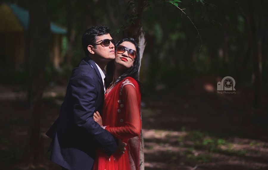 婚禮攝影師Nayan Chakraborty Nony（chakrabortynony）。2020 12月10日的照片