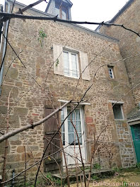 maison à Gorron (53)