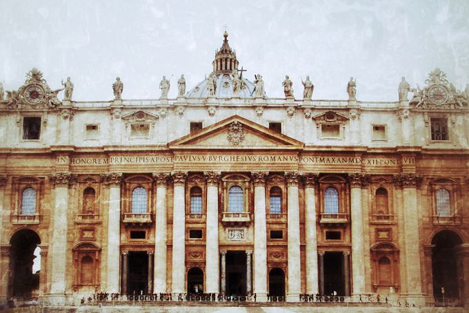 St. Peter's Basilica. Credit: Lisa Cancade Hackett via flickr (CC BY-SA 2.0).