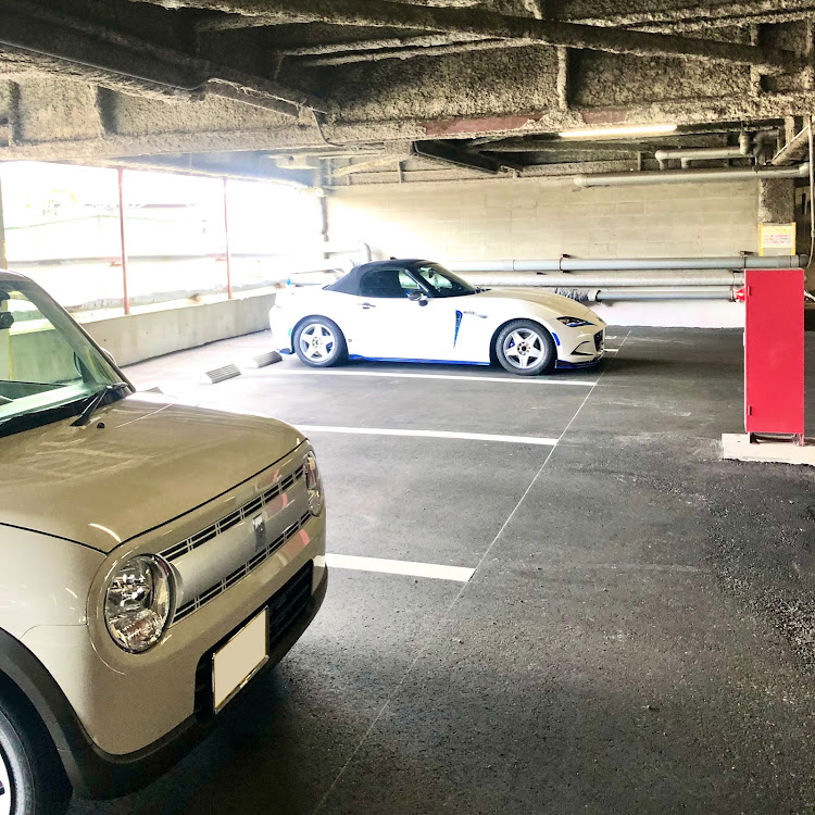 ロードスターの地下駐車場は盛れる・医療従事者にエールを❗️・コロナウイルスに負けるな・two-kに関するカスタム事例の投稿画像9枚目
