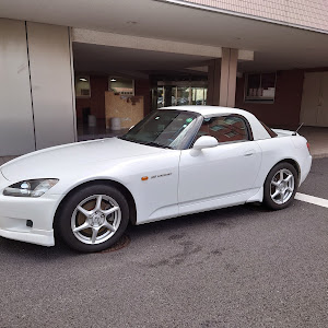 S2000