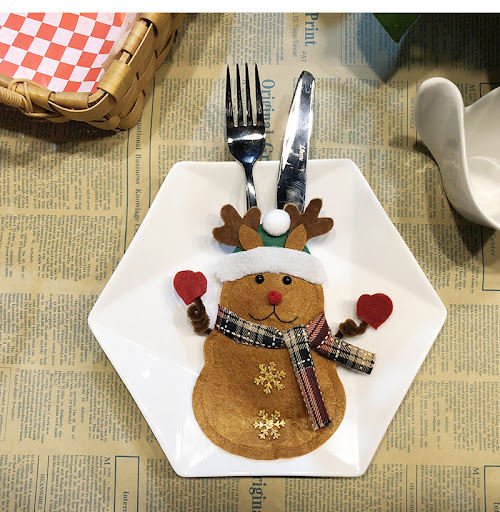 Title 9, Creative Christmas Decoration Supplies Table Kn...