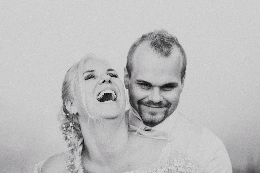 Wedding photographer Jonas Karlsson (jonaskarlssonfo). Photo of 27 January 2016