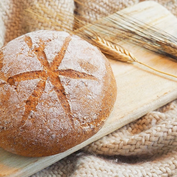 Flavorful sourdough bread, glutenfree