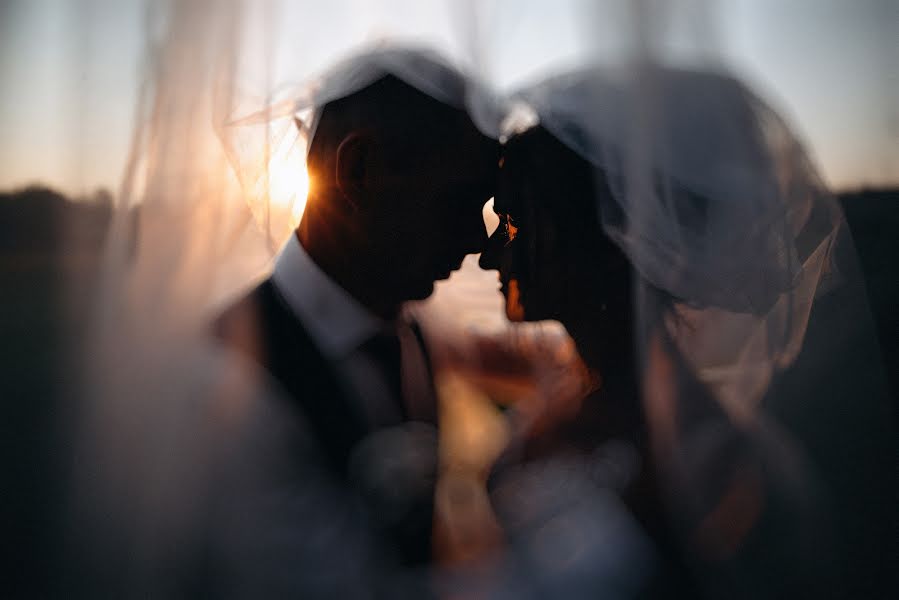 Fotógrafo de casamento Denis Dzekan (dzekan). Foto de 29 de outubro 2021