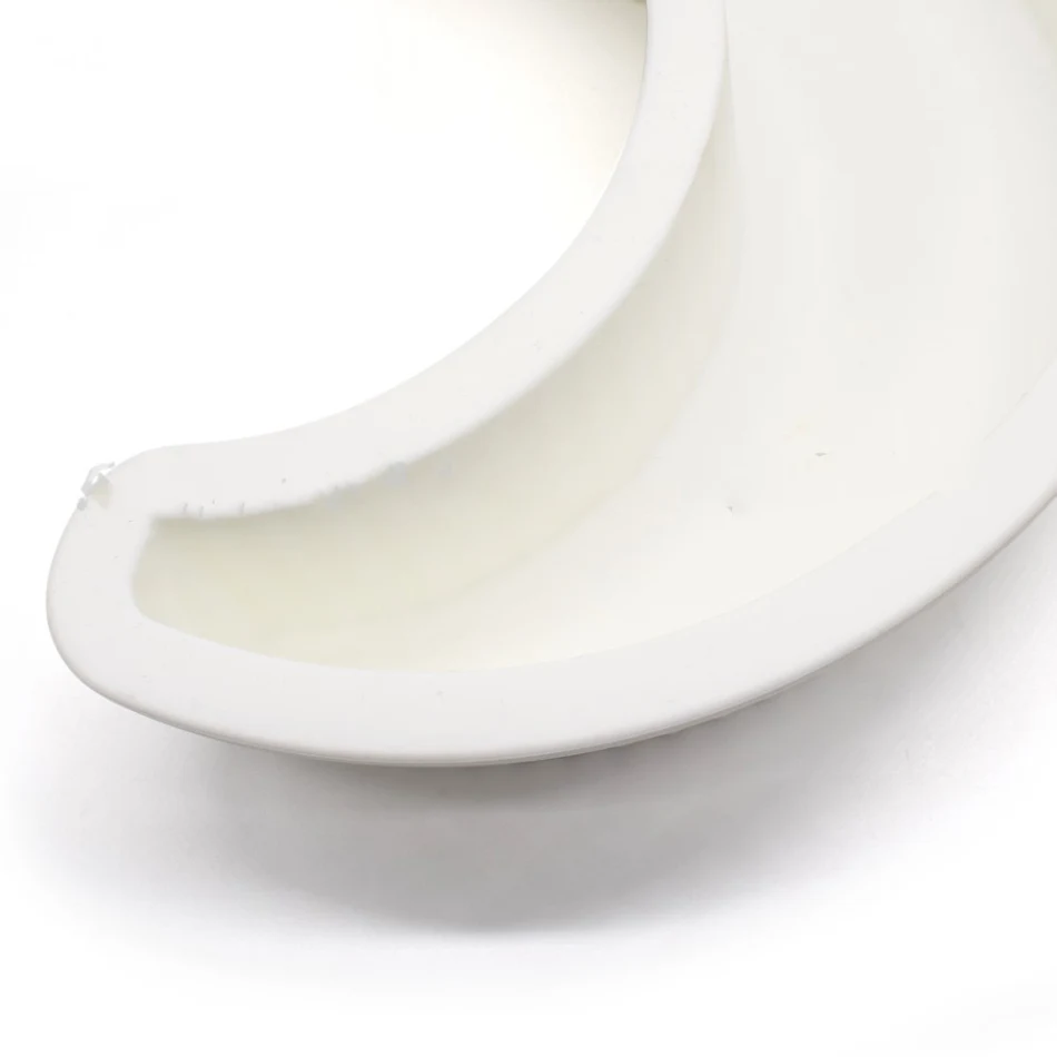Maanvormige siliconen bakvorm voor fondant, mousse en cakes. Perfect voor het maken van maanvormige decoraties.