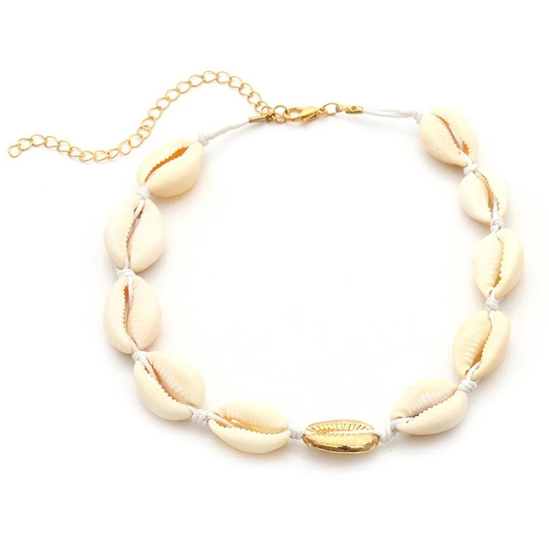 Ensemble collier et bracelet bohème simple pour femmes. Un accessoire de mode pour un look décontracté et élégant, parfait pour toutes les occasions.