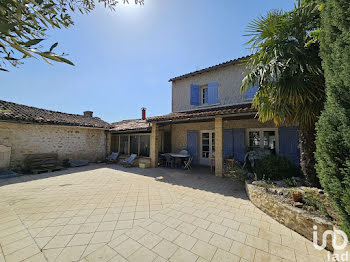 maison à Châteauneuf-sur-Charente (16)