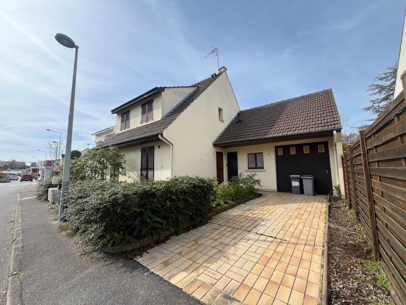 Vente maison 5 pièces 110 m² à Saint-Brice-Courcelles (51370), 299 900 €