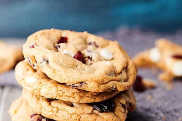 White Chocolate Cranberry Chip Cookies