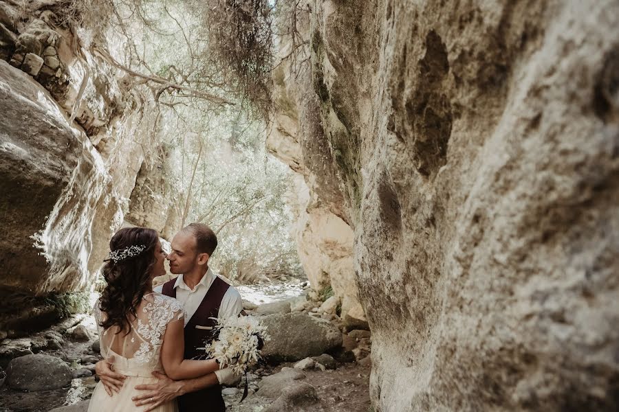 Fotografo di matrimoni Kristina Shatkova (kristinashatkova). Foto del 17 ottobre 2019