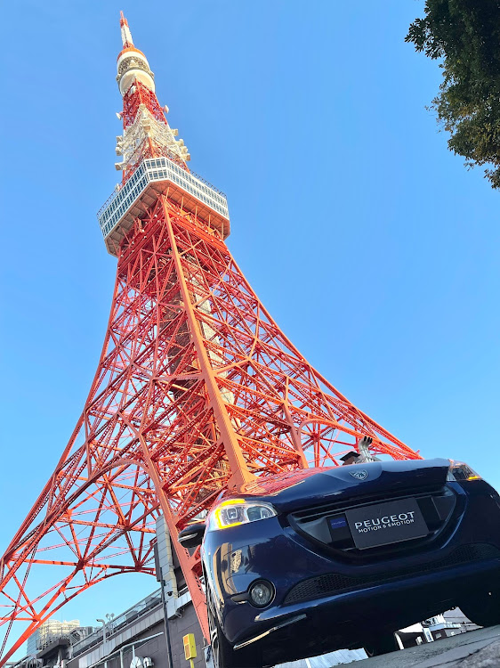 208のプジョー・東京ぐるぐるツアー・東京タワー・神戸国際調理製菓専門学校・フランス車に関するカスタム事例の投稿画像2枚目