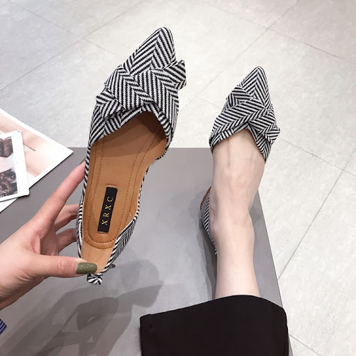 Title 8, Breathable flat womens shoes Comfortable and a...