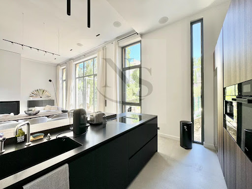 Maison avec piscine et terrasse 3