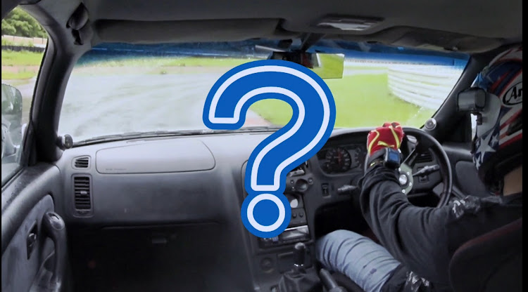 スカイライン GT-Rの動画投稿・JB1・レカロ・DIY・9月もよろしくお願いします。に関するカスタム事例の投稿画像7枚目