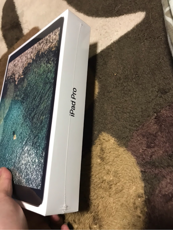 オデッセイのiPad・RCAに関するカスタム事例の投稿画像1枚目