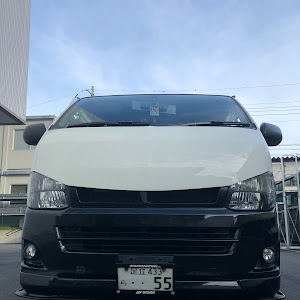 ハイエースバン TRH200V