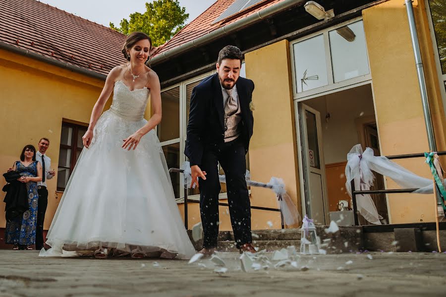 Wedding photographer Gábor Badics (badics). Photo of 16 September 2021