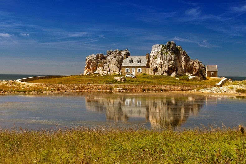 Cote de Granit Rose - Берег розового гранита, Бретань, Франция: описание, фотографии, история, как добраться, расположение на карте. Достопримечательности Бретани, Bretagne, France sights best places most beautiful landscapes travel guide info