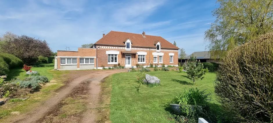 Vente maison 5 pièces 196 m² à Peronne (80200), 255 000 €