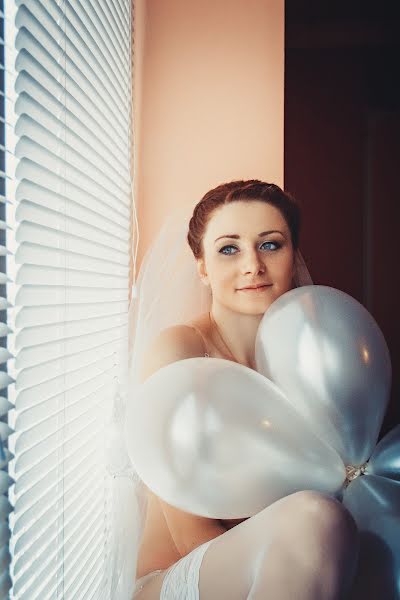 Fotógrafo de casamento Viktor Szanyi (viktorszanyi). Foto de 24 de agosto 2016