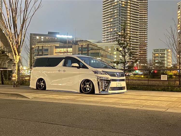 ヴェルファイアのフリーダム・めざせPickupcars・聖地・2020ベストショット・寂しく🐢活wwwに関するカスタム事例の投稿画像2枚目