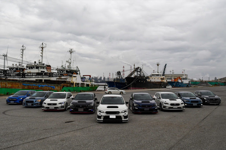 レヴォーグのオフ会・撮影会・千葉県・流し撮り・車は走ってる姿が1番かっこいいに関するカスタム事例の投稿画像1枚目