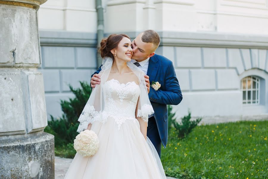 Wedding photographer Alena Yunak (yunak). Photo of 26 June 2018