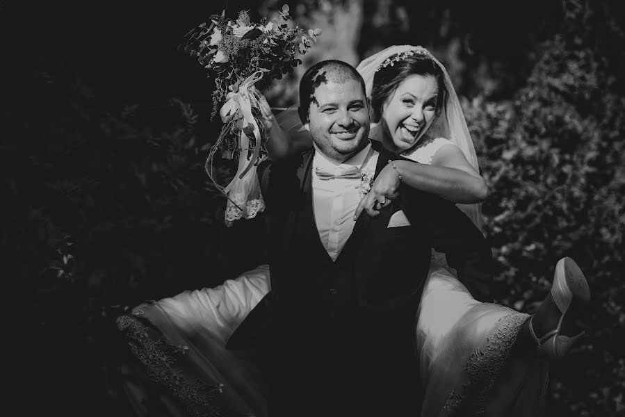 Wedding photographer Miroslava Velikova (studiomirela). Photo of 22 January 2019