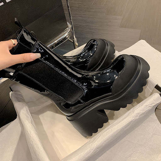 Title 9, Autumn and Winter Cowhide Silver Platform Marti...