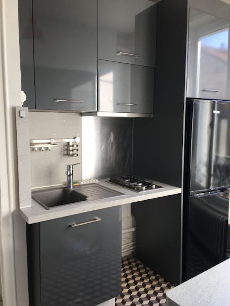 Location  appartement 3 pièces 52 m² à Meaux (77100), 798 €