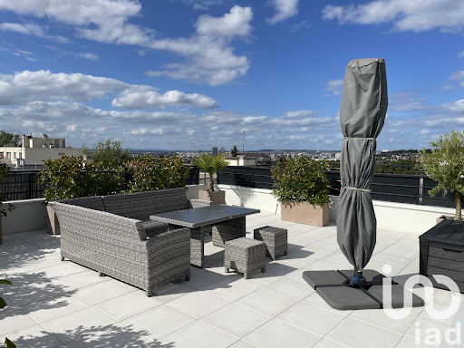 Apartment with terrace 2