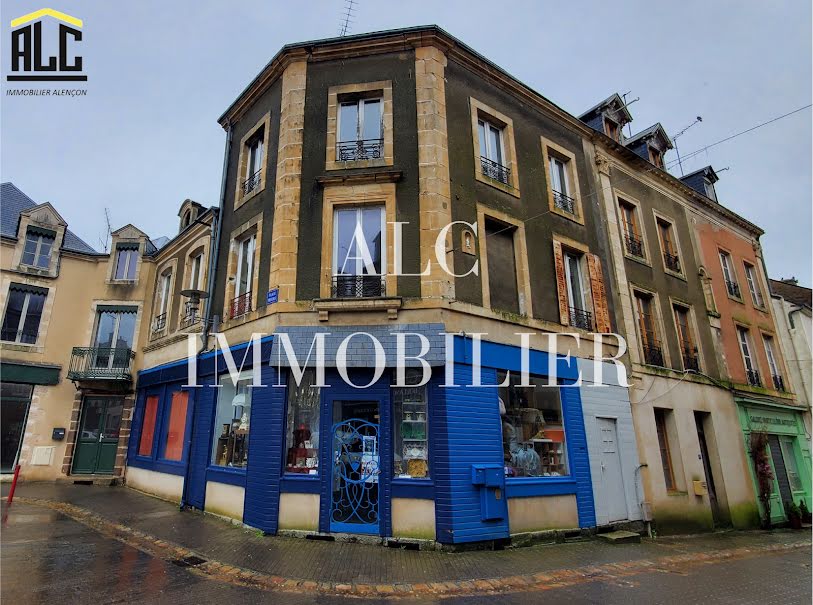 Vente maison 10 pièces 153 m² à Fresnay-sur-Sarthe (72130), 44 990 €