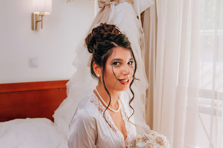 Wedding photographer Elya Godlevskaya (elya). Photo of 14 January 2020