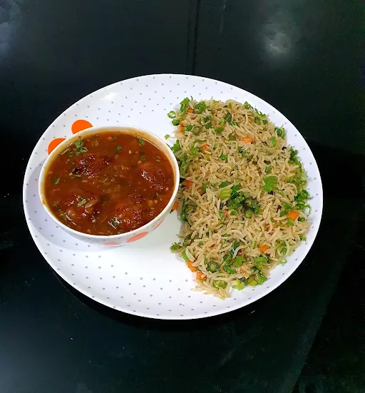 Veg Manchurian Gravy With Rice / Noodles