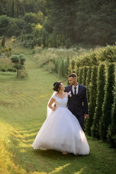 Pulmafotograaf Elmir Ibrisevic (goldenweddings1). Foto tehtud 14 veebruar 2022