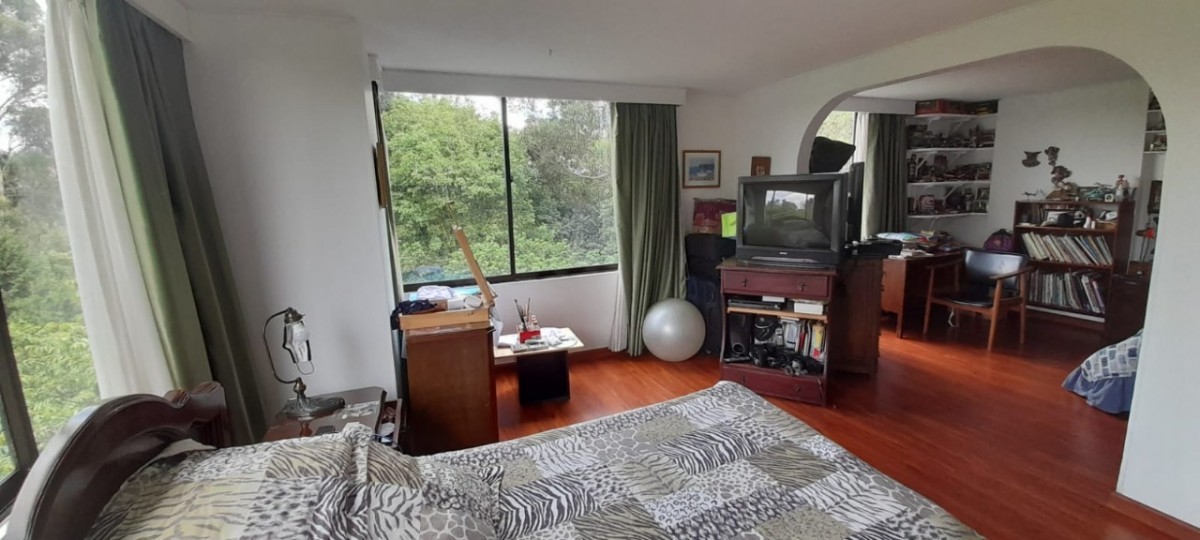 Apartamento En Venta - Pontevedra, Bogota