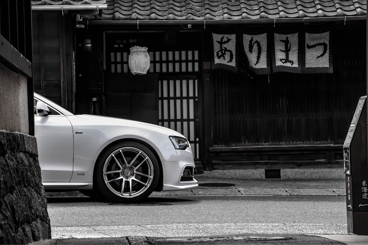 A5 スポーツバックのドライブ・名港トリトン・名古屋・アウディに関するカスタム事例の投稿画像5枚目