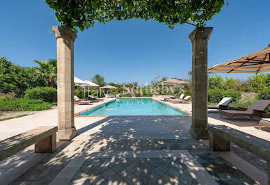 Corps de ferme avec jardin et piscine 5