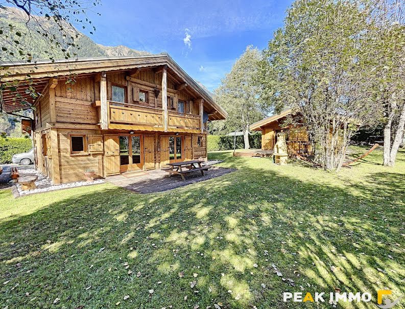 Vente chalet 6 pièces 170 m² à Chamonix-Mont-Blanc (74400), 1 600 000 €