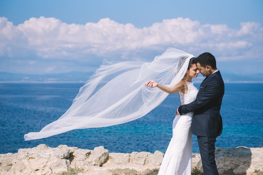 Fotógrafo de casamento Panos Apostolidis (panosapostolid). Foto de 6 de fevereiro 2018