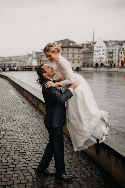 Fotografo di matrimoni Serge Tonnelier (auguste). Foto del 15 aprile 2020