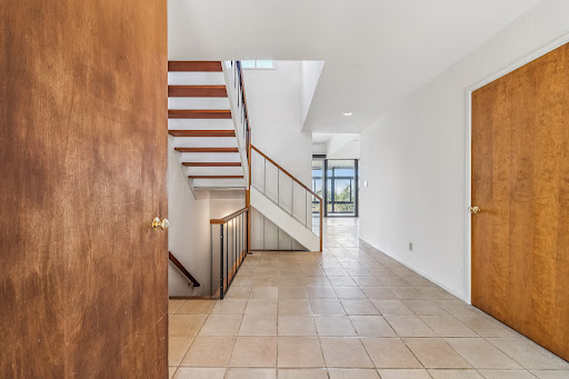 House with garden 4
