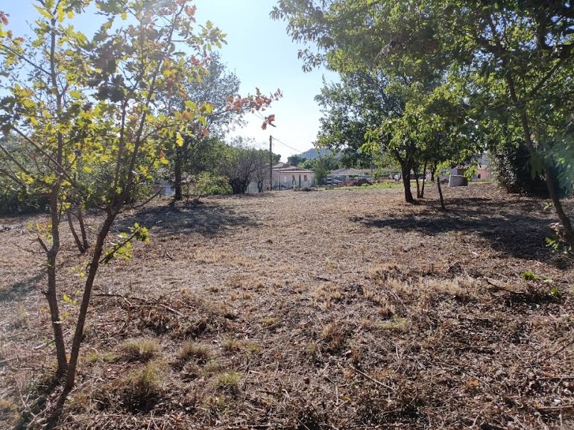 Vente terrain  1899 m² à Vidauban (83550), 250 000 €