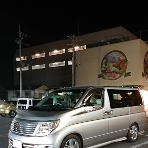 エルグランド E51