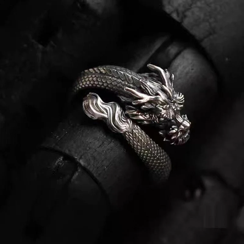 Herren Retro Drachenring, stilvoller Schmuck für Männer. Ausdrucksstarker Vintage-Ring, perfekt für individuelle Looks und ein markantes Fashion-Statement.