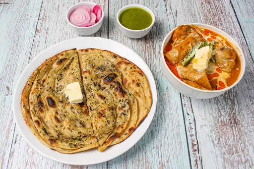 Soya Chaap Masala With 2 Lachha Paratha