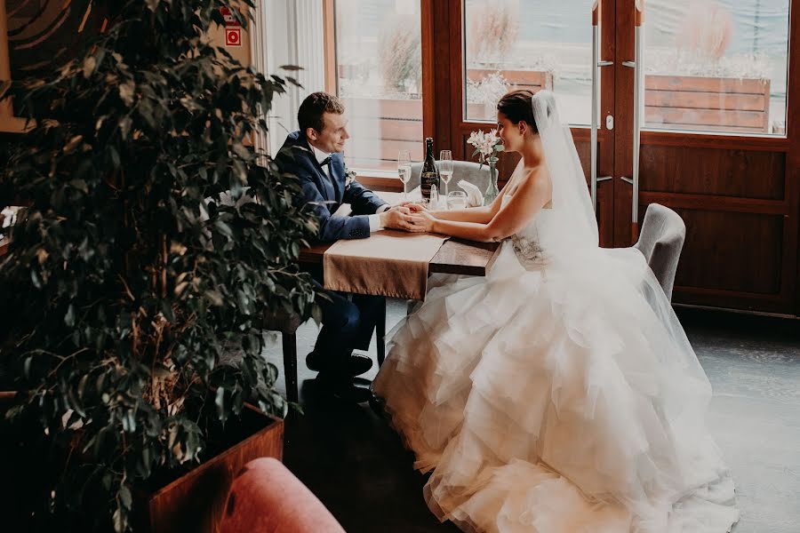 結婚式の写真家Evgeniy Kadey (kadey)。2019 10月8日の写真