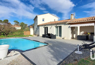 House with pool and terrace 3